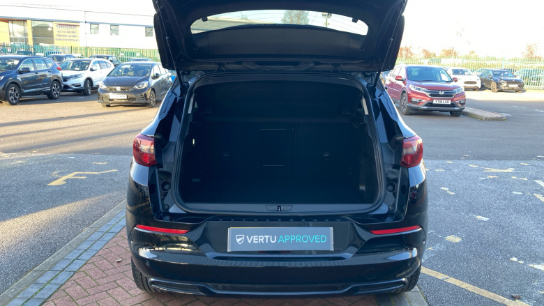 Vauxhall Grandland 1.6 Hybrid GS Line 5dr Auto Hatchback